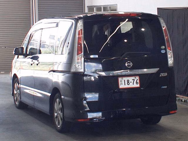 NISSAN SERENA