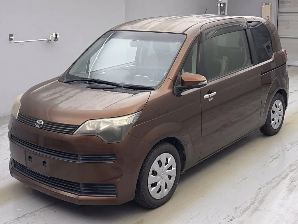 TOYOTA SPADE