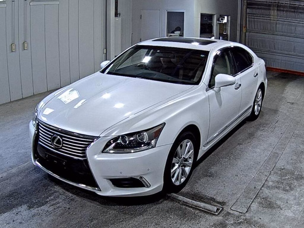Lexus LS460