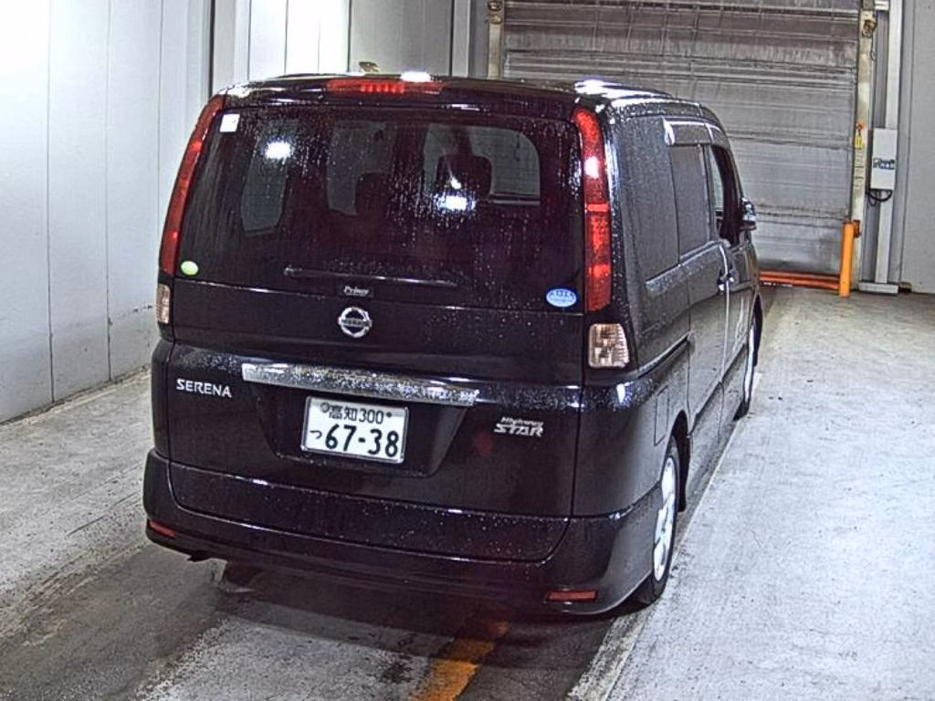 NISSAN SERENA