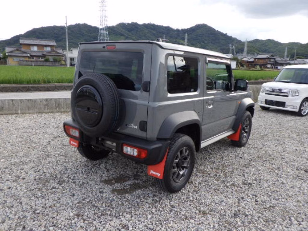 SUZUKI JIMNY SIERRA