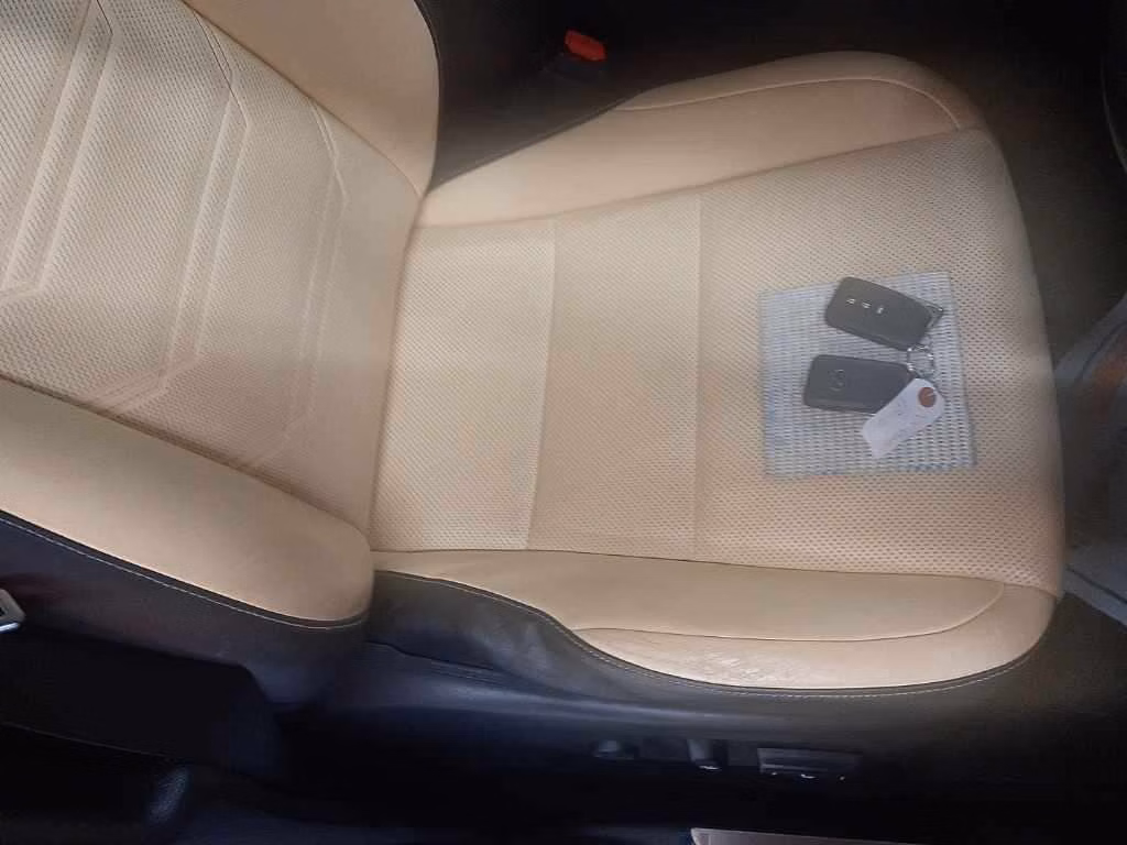 Lexus NX300h