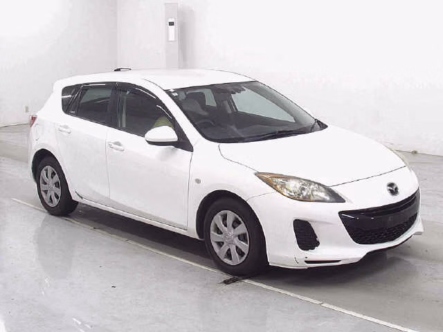 MAZDA AXELA