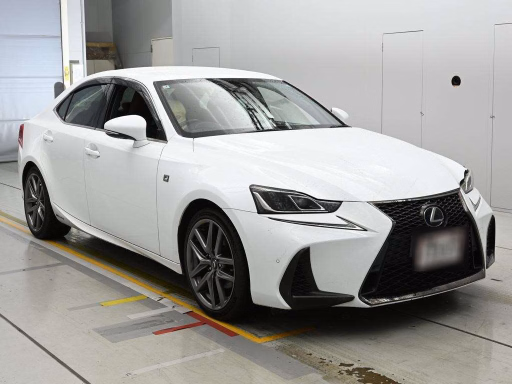 Lexus IS300h