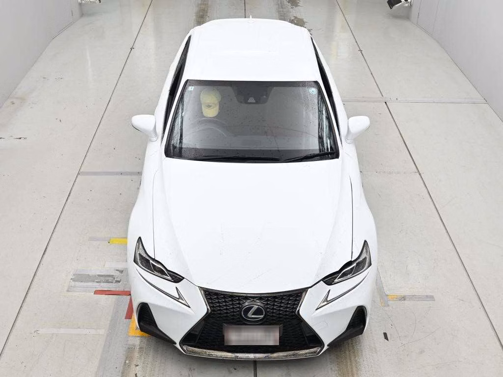 Lexus IS300h