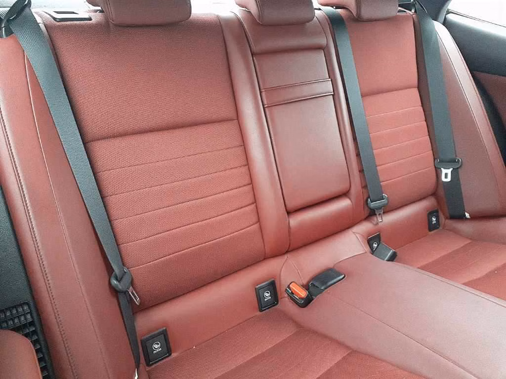 Lexus IS300h