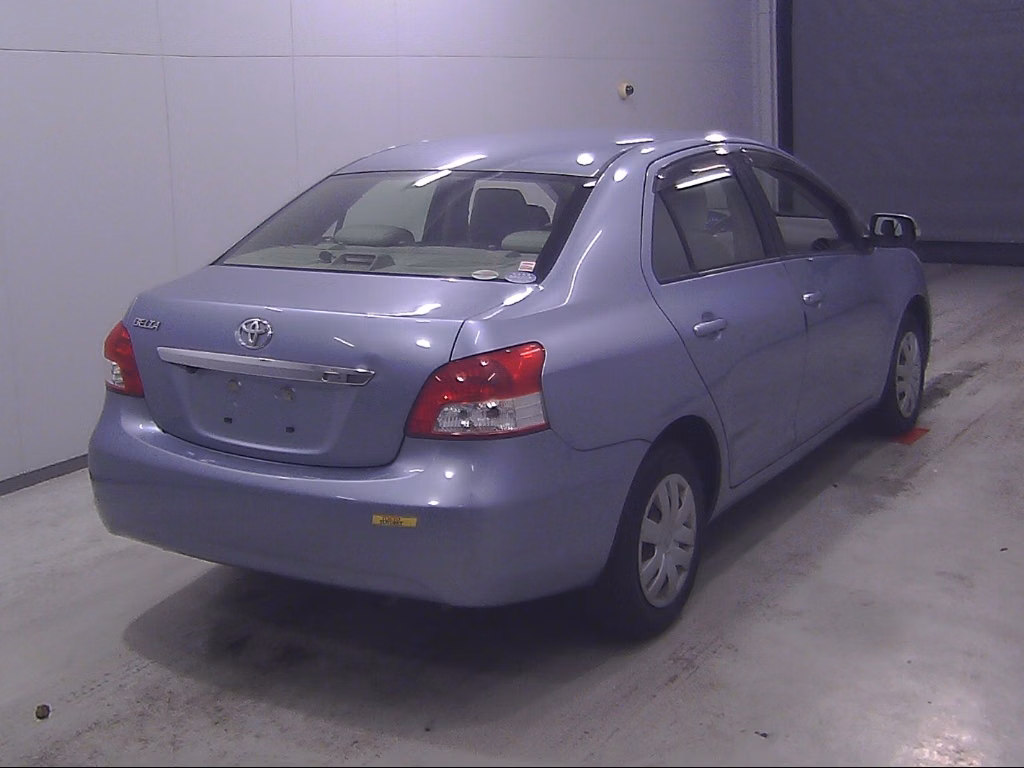 TOYOTA BELTA