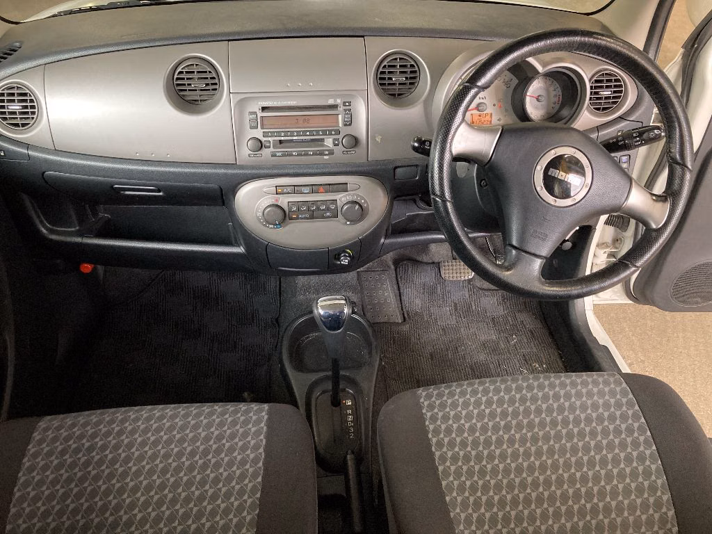 DAIHATSU MIRA GINO