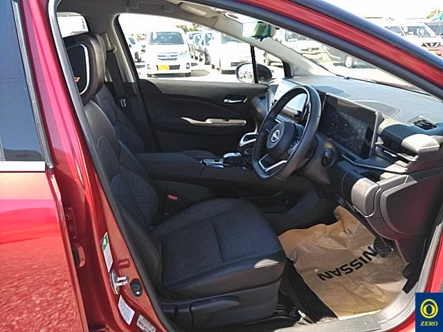 Nissan Aura