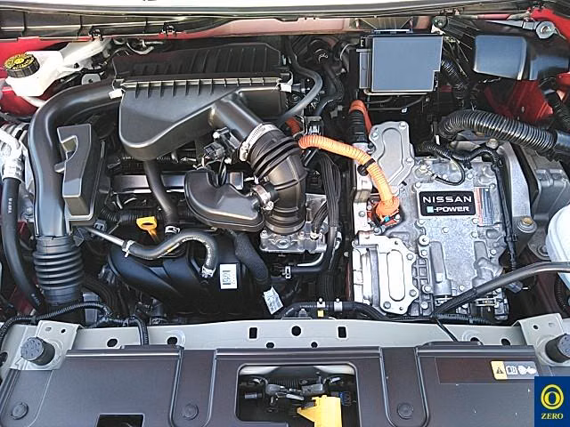 Nissan Aura