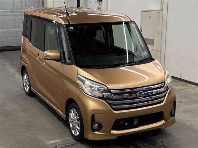 NISSAN DAYZ ROOX