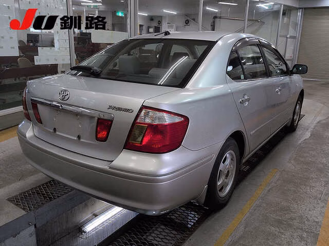 Toyota Premio