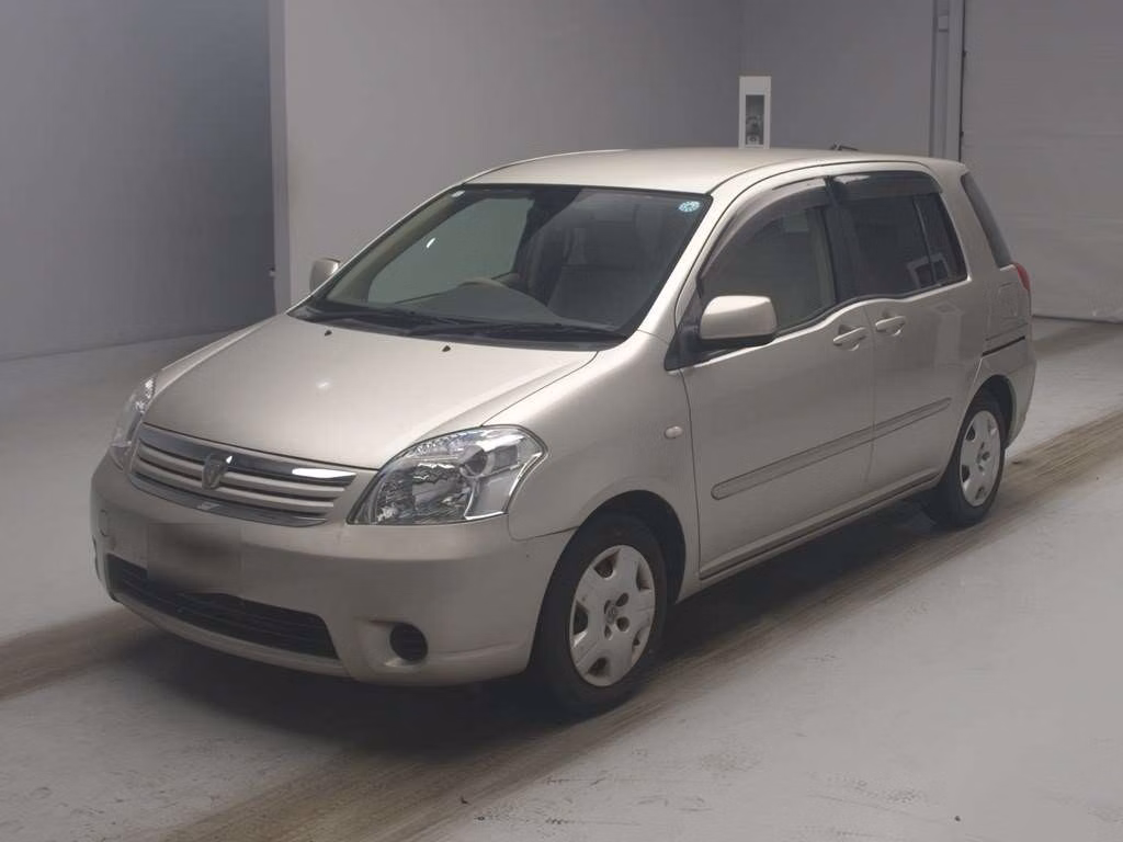 TOYOTA RAUM