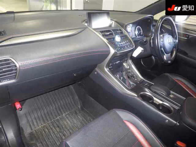 Lexus NX200t