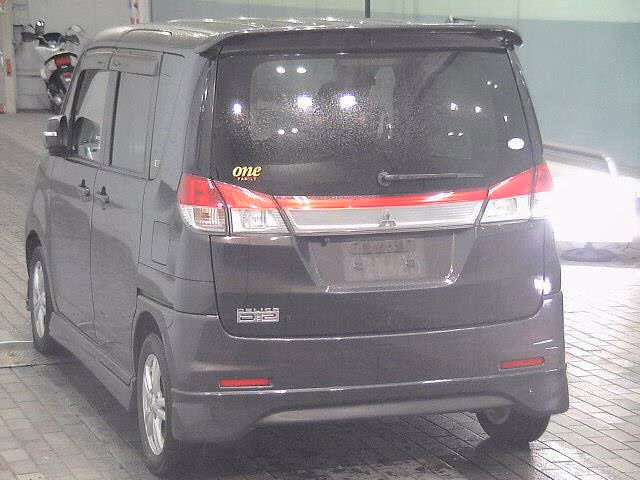 Mitsubishi Delica D:2