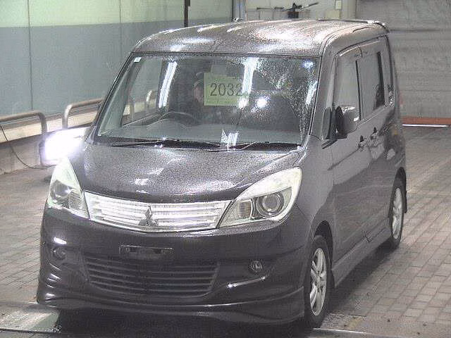 Mitsubishi Delica D:2