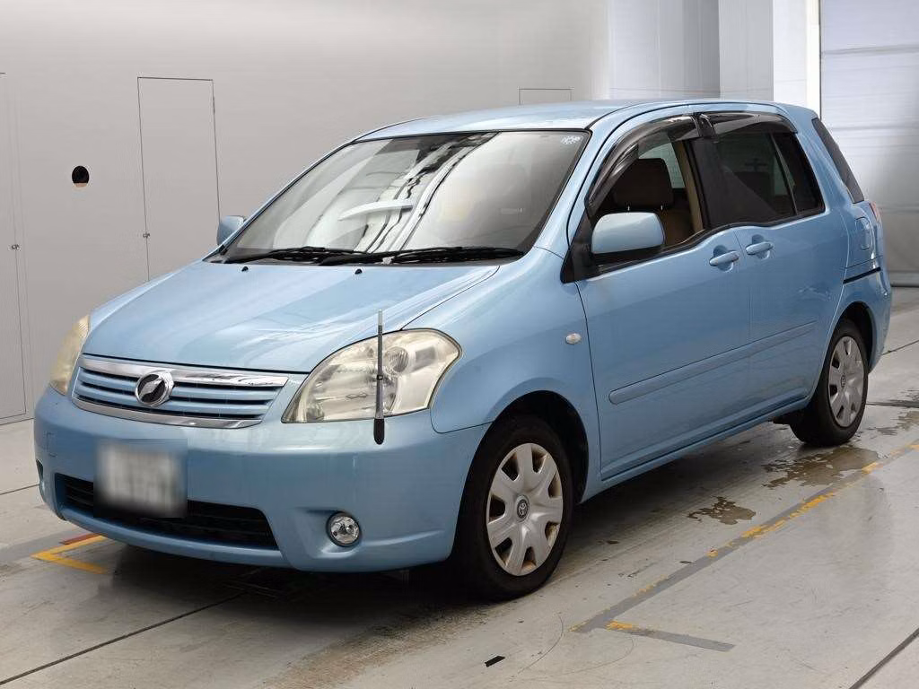 TOYOTA RAUM