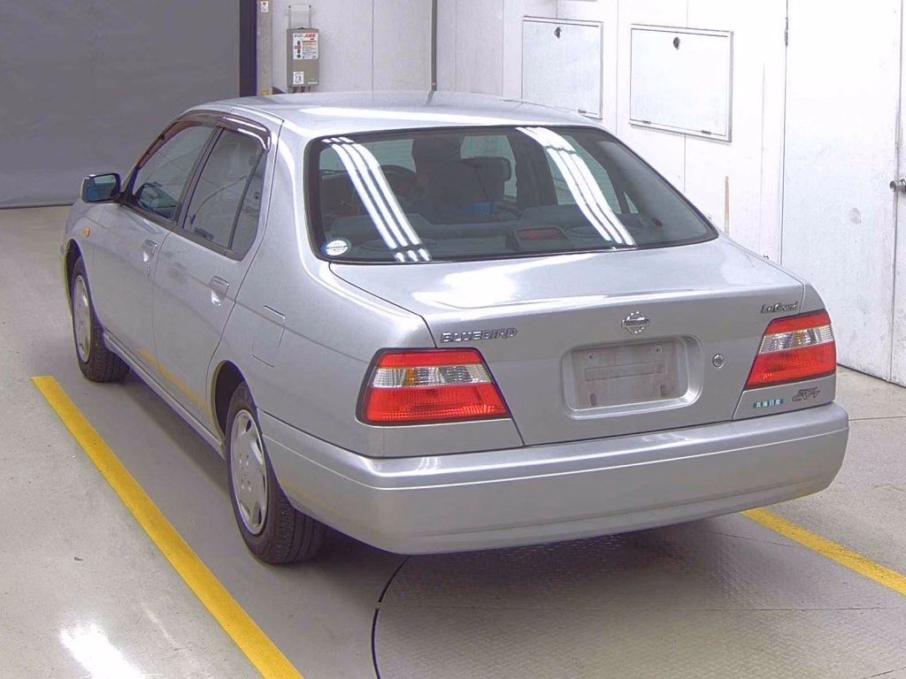 Nissan Bluebird