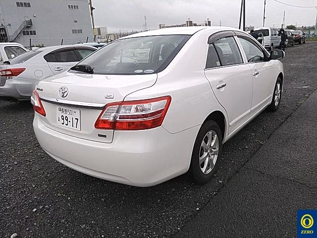 TOYOTA PREMIO