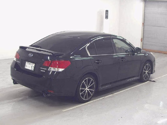 Subaru Legacy B4