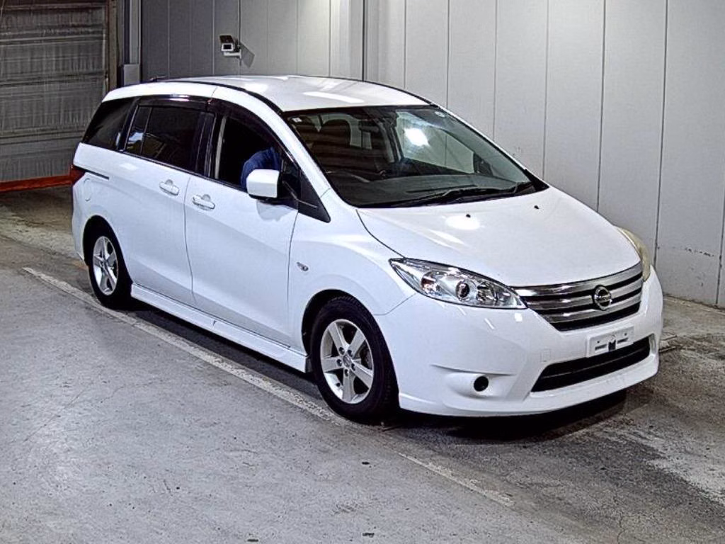 NISSAN LAFESTA