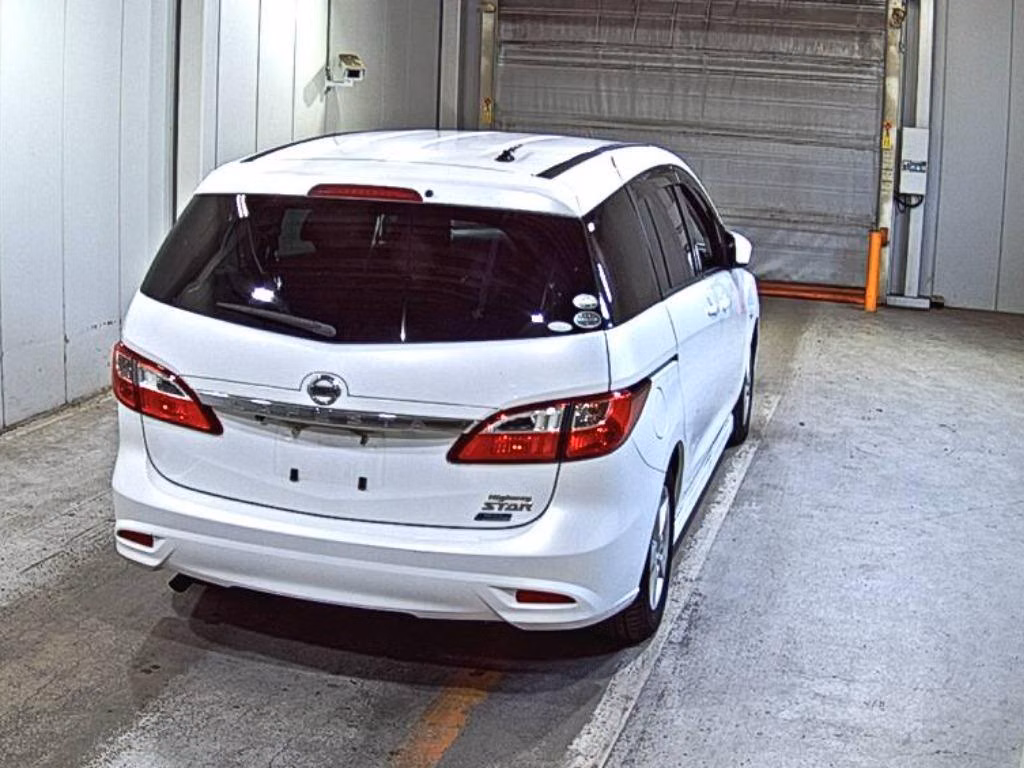 NISSAN LAFESTA
