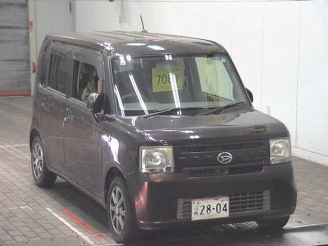 DAIHATSU MOVE CONTE