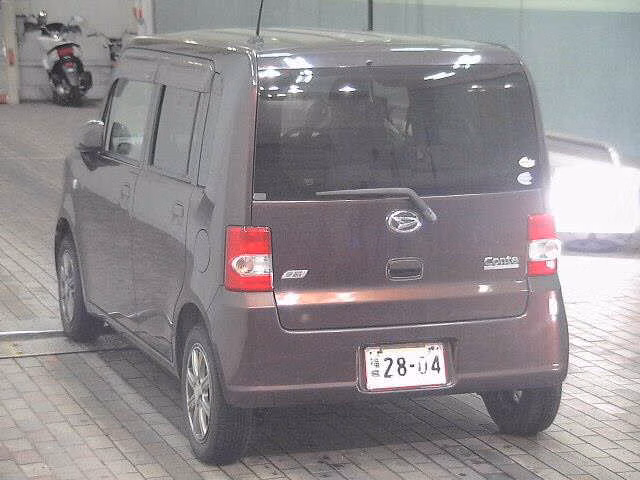 DAIHATSU MOVE CONTE