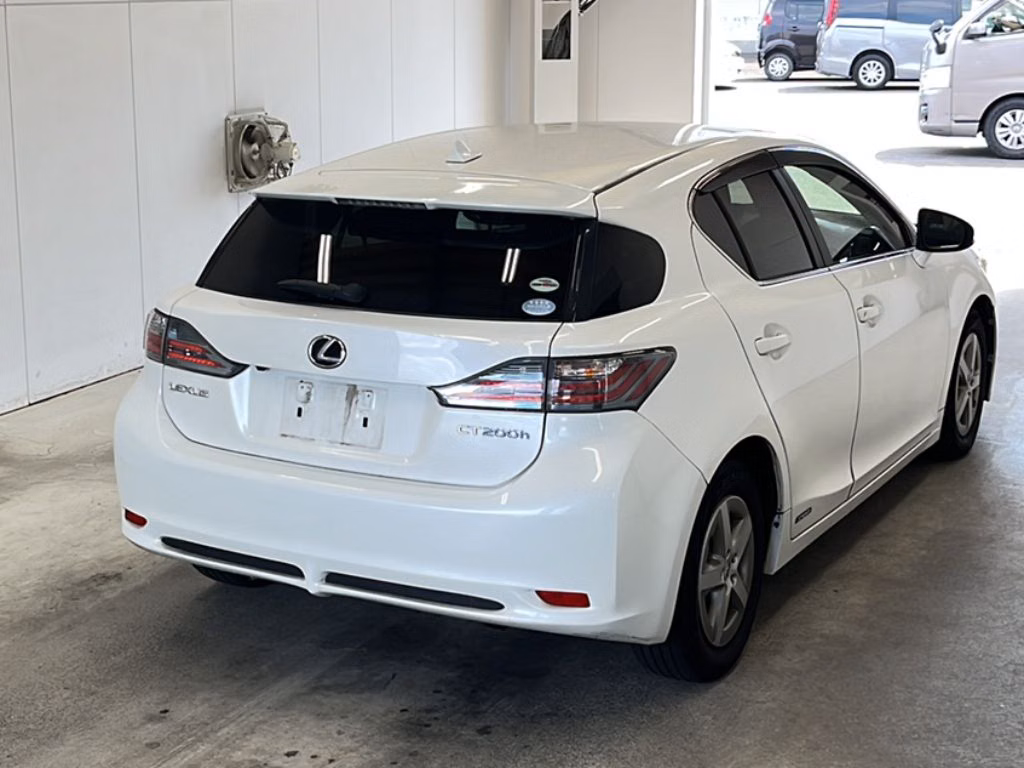 LEXUS CT200H