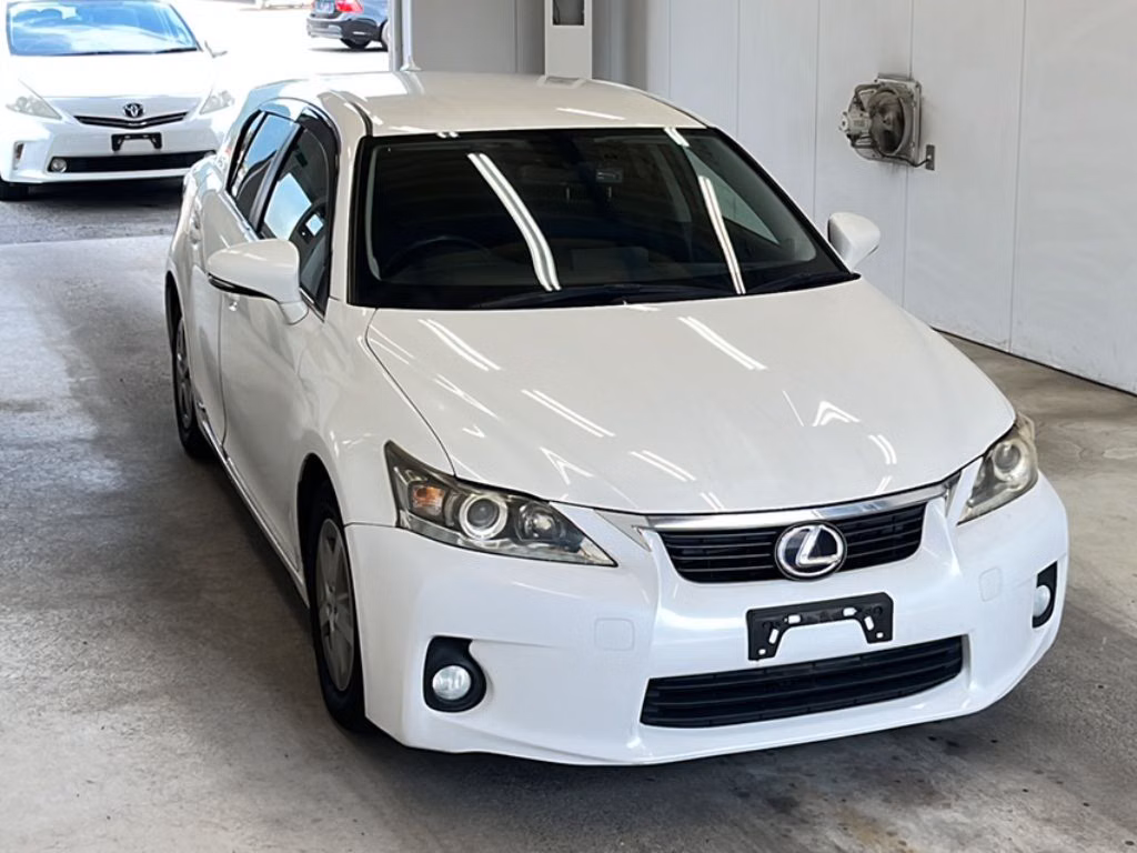 LEXUS CT200H