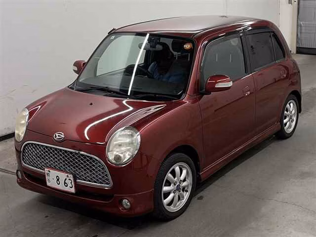 Daihatsu Mira Gino