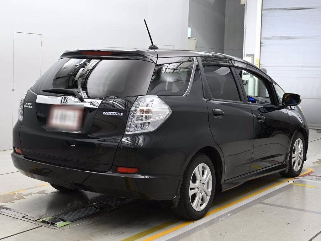 HONDA FIT SHUTTLE