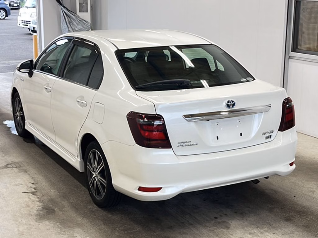 TOYOTA COROLLA AXIO