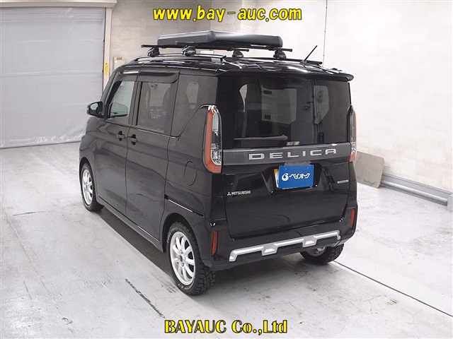 MITSUBISHI DELICA MINI