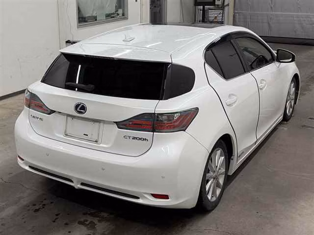 LEXUS CT200H