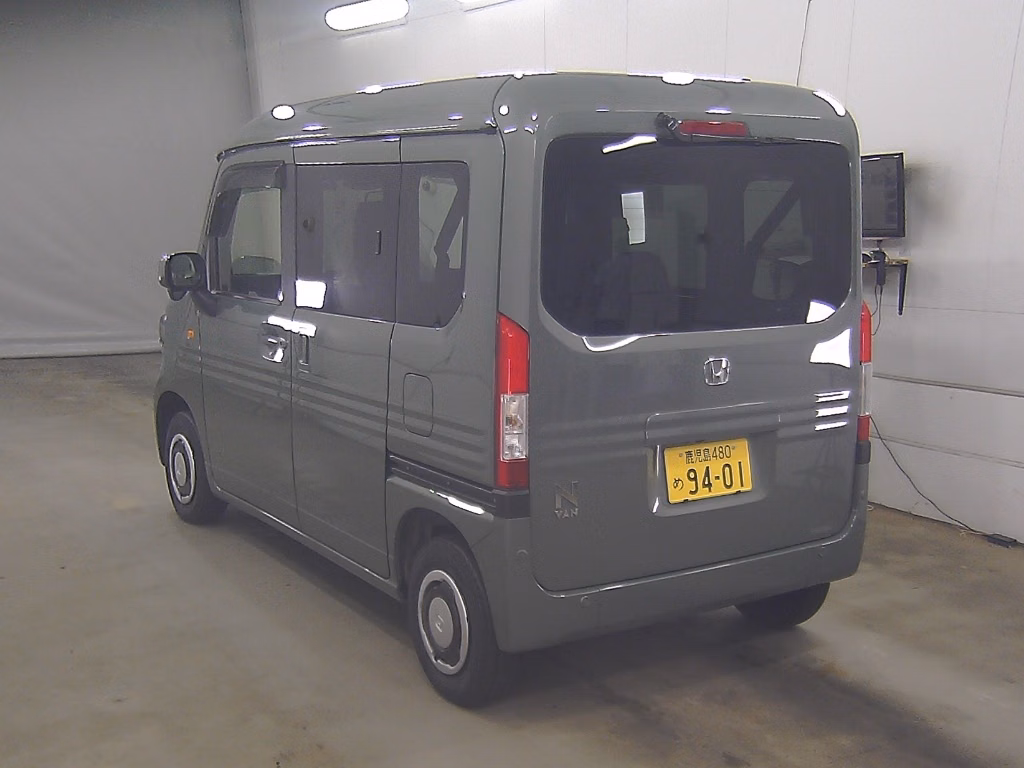 HONDA N-VAN