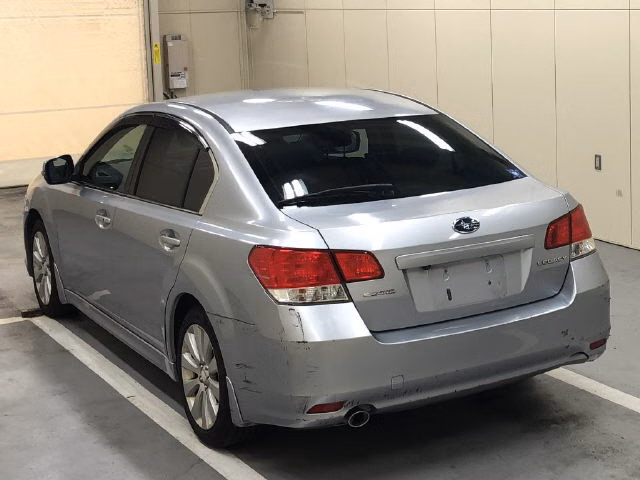 Subaru Legacy B4