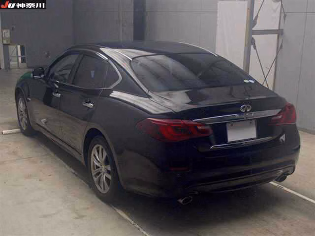 NISSAN FUGA