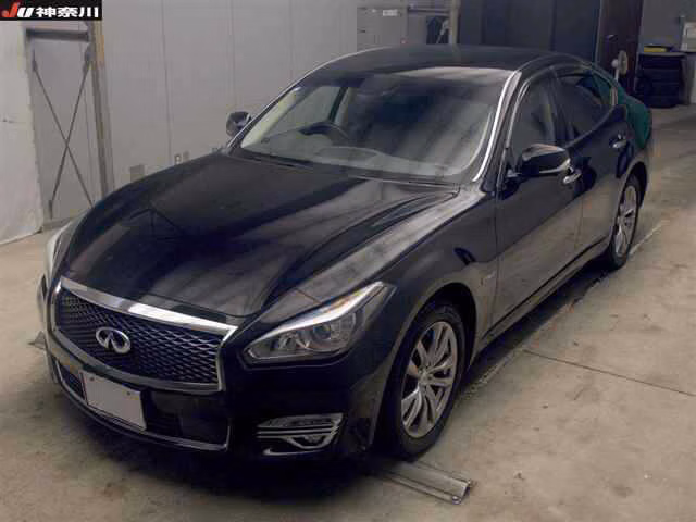 NISSAN FUGA