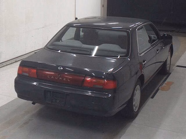 NISSAN LAUREL