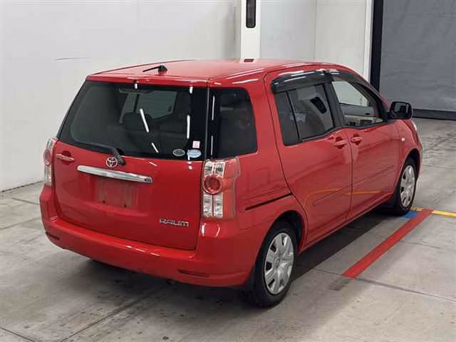 TOYOTA RAUM