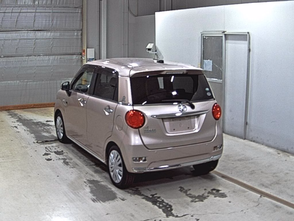 Toyota Pixis Joy