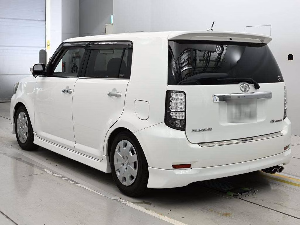 Toyota Corolla Rumion