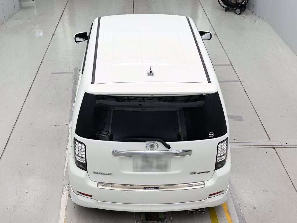 Toyota Corolla Rumion