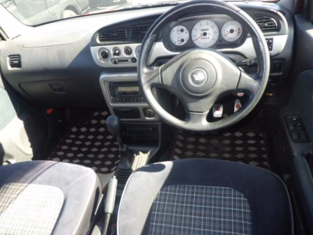 DAIHATSU MIRA GINO