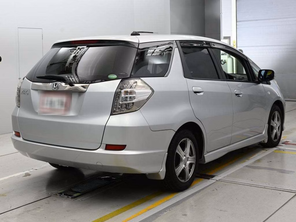 HONDA FIT SHUTTLE