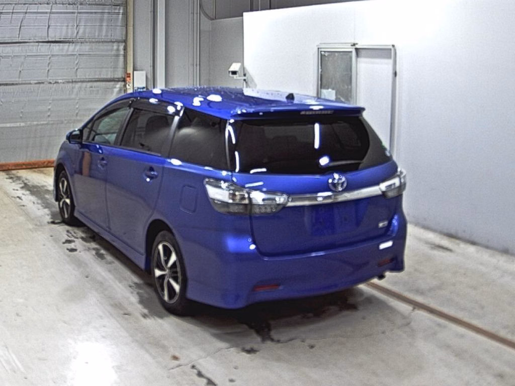 TOYOTA WISH