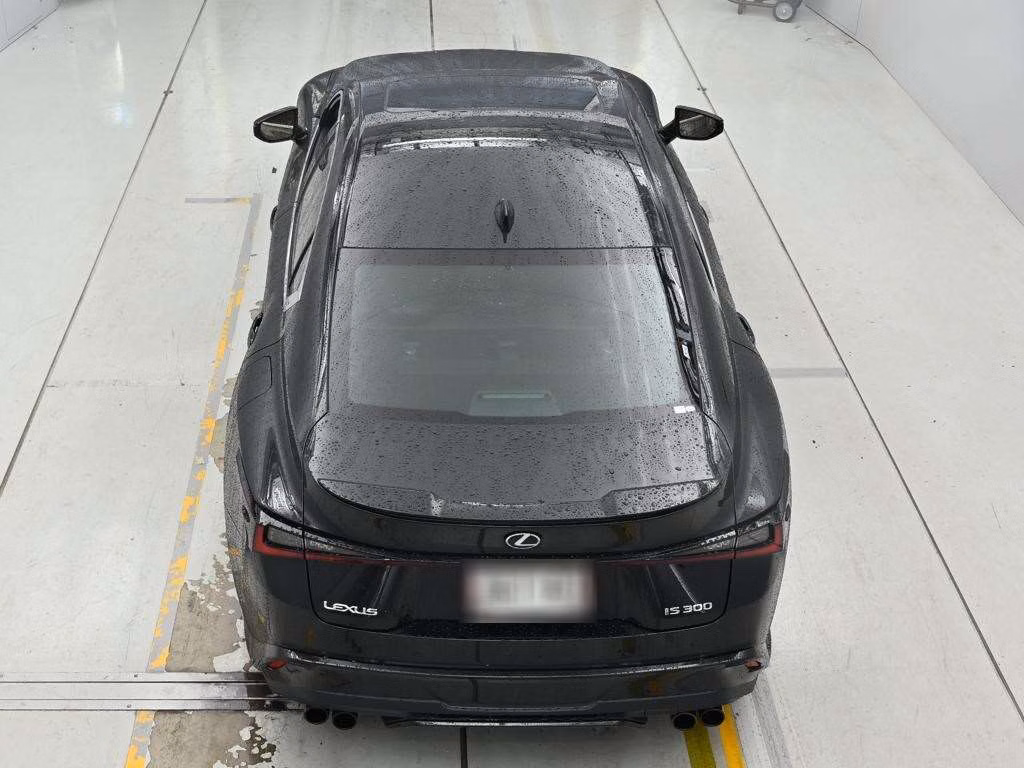 Lexus IS300