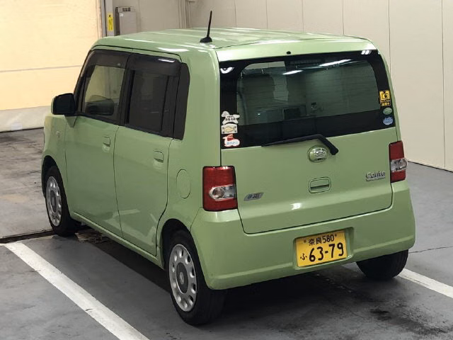 Daihatsu Move Conte