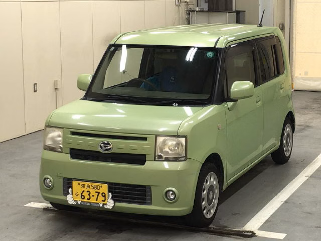 Daihatsu Move Conte